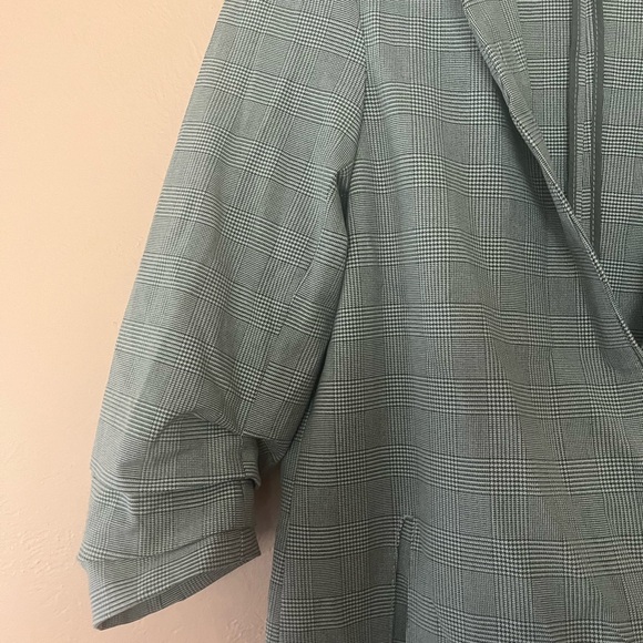 Maison D’ Amelie Blazer - Picture 2 of 16